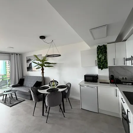 Apartment Coral 319b *